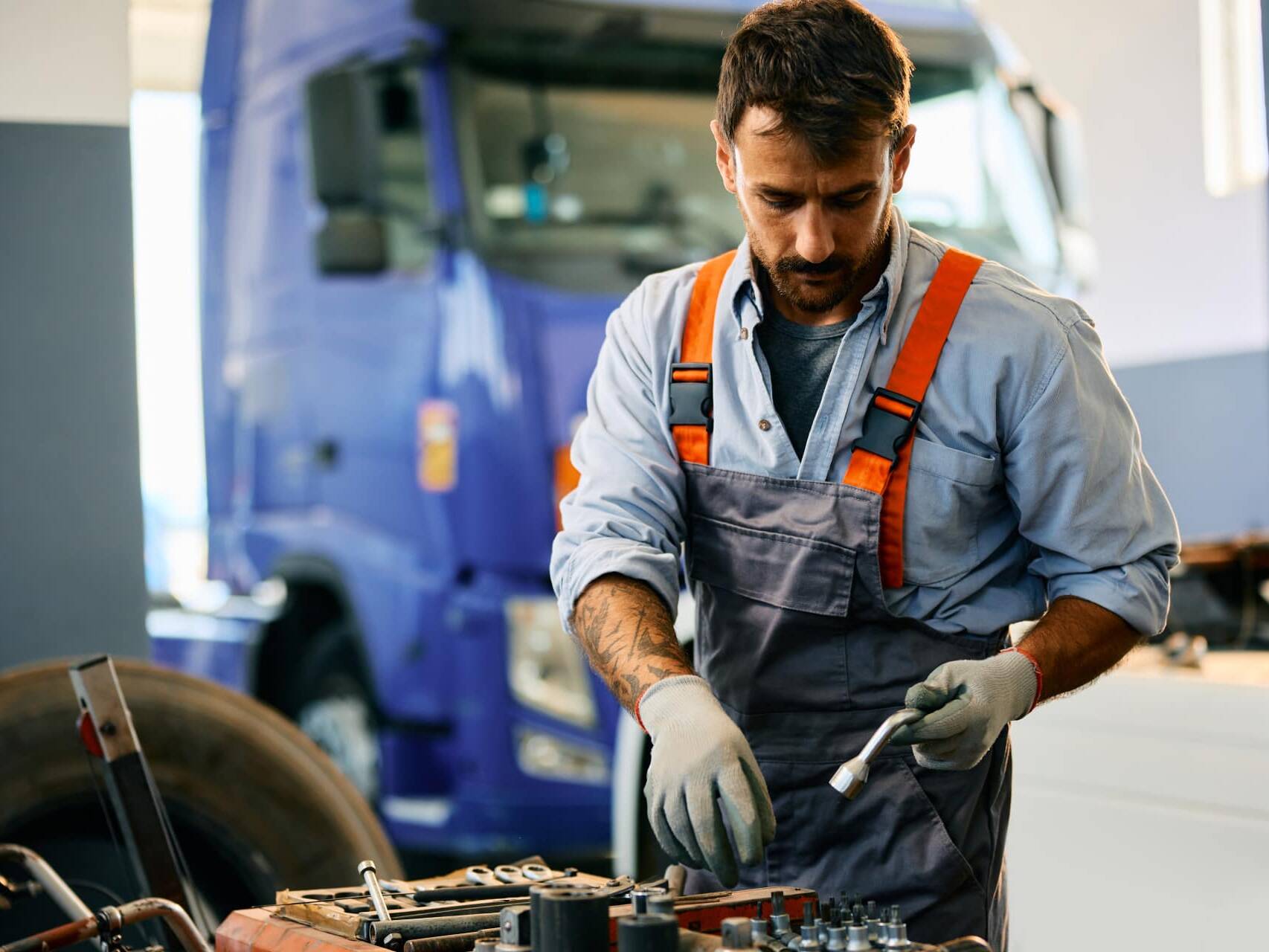 Componenti rigenerati camion: quando convengono davvero
